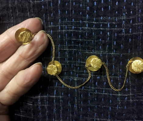 The gold buttons belonging to Sri Ram Puri, Bela's grandfather