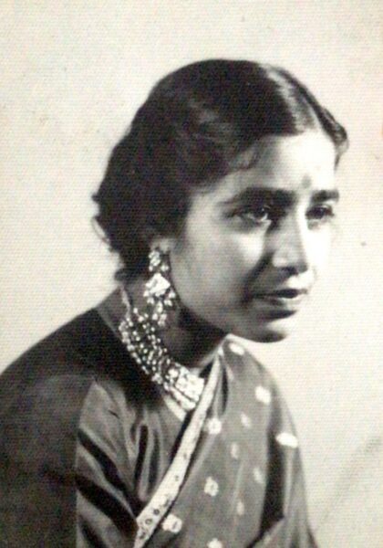 A photograph of Mrs Uma Gupta taken after her marriage in 1964