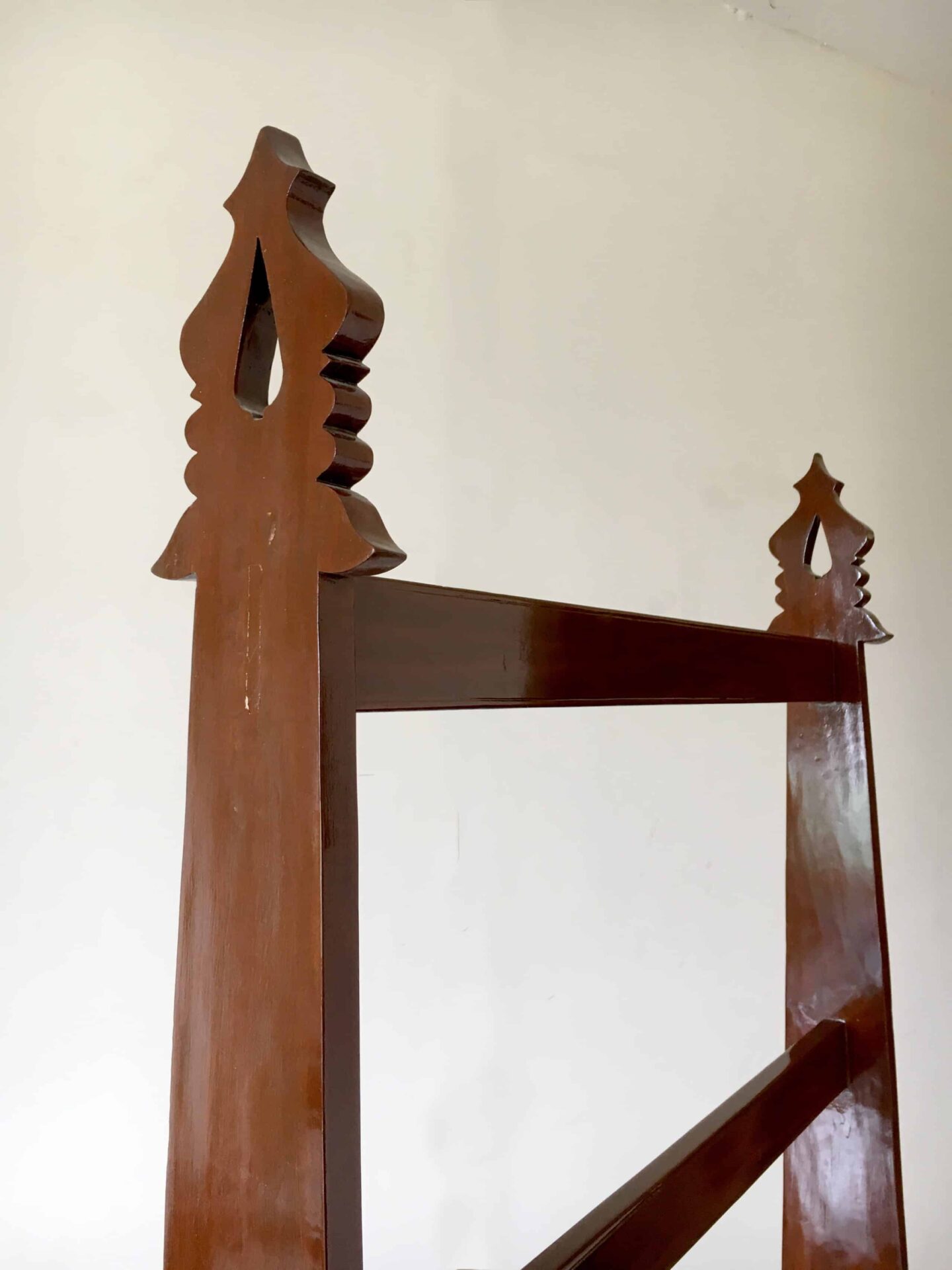 The alna of many homes and hearths - Museum of Material Memory